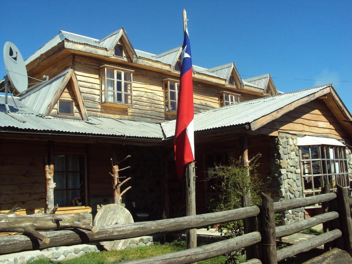 Hosteria Rayen La Junta ภายนอก รูปภาพ